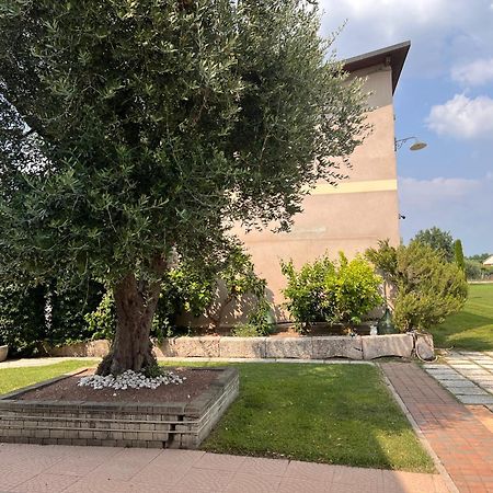 Appartamento "Casa Vacanze Corte Ara Decima" Sona Exterior foto