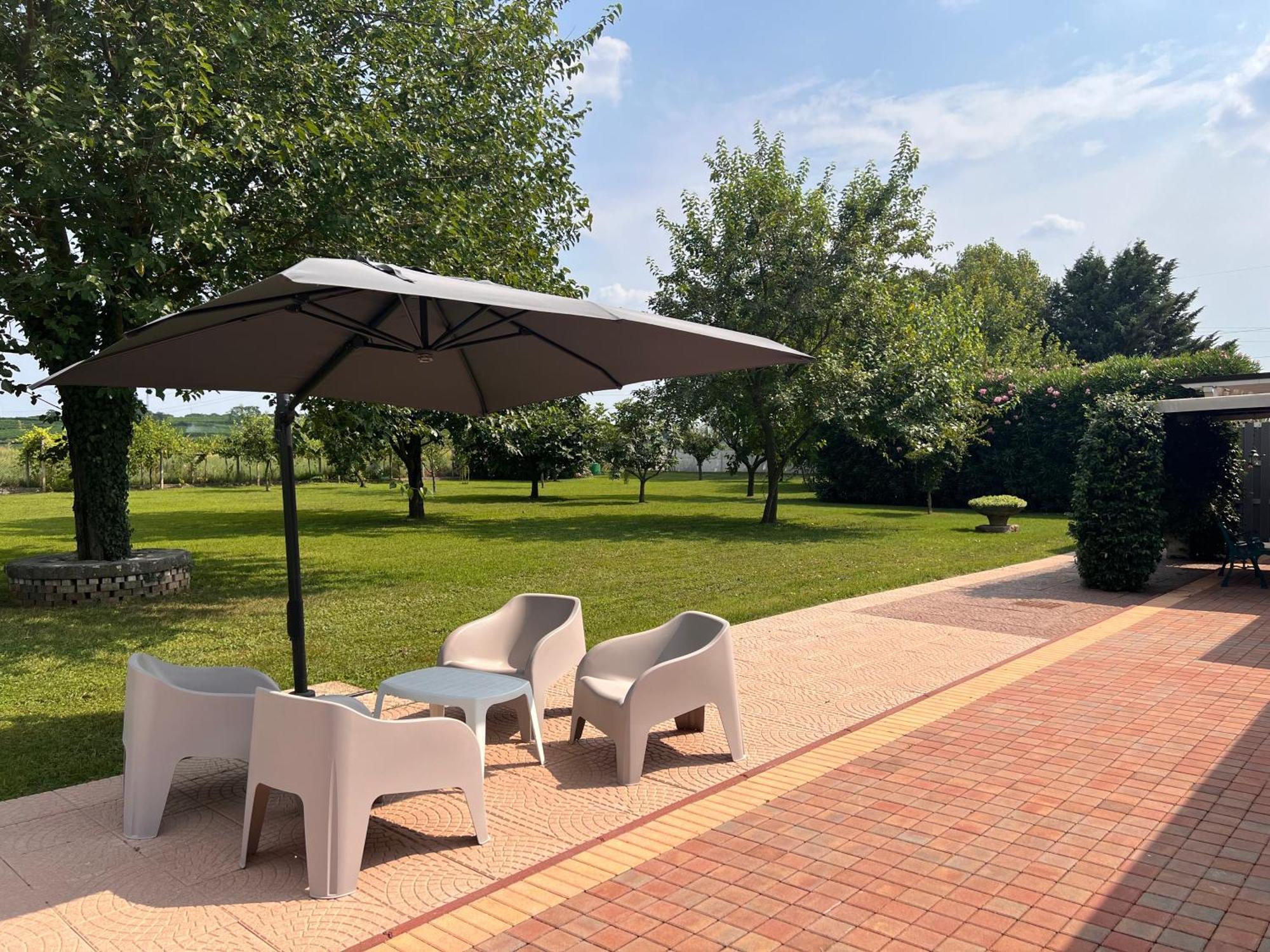 Appartamento "Casa Vacanze Corte Ara Decima" Sona Exterior foto